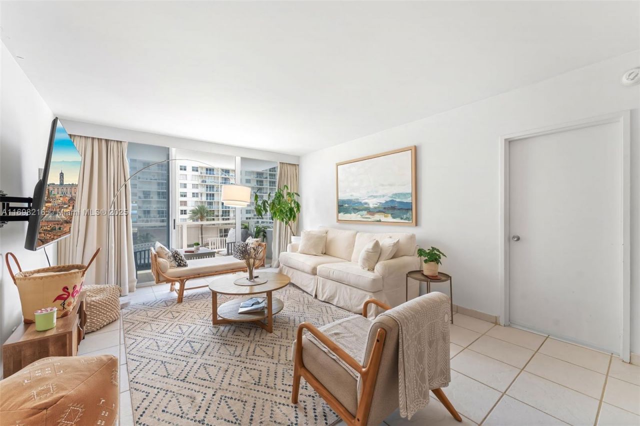 5700 Collins Ave, Unit 5B, Miami Beach, FL 33140 Photo