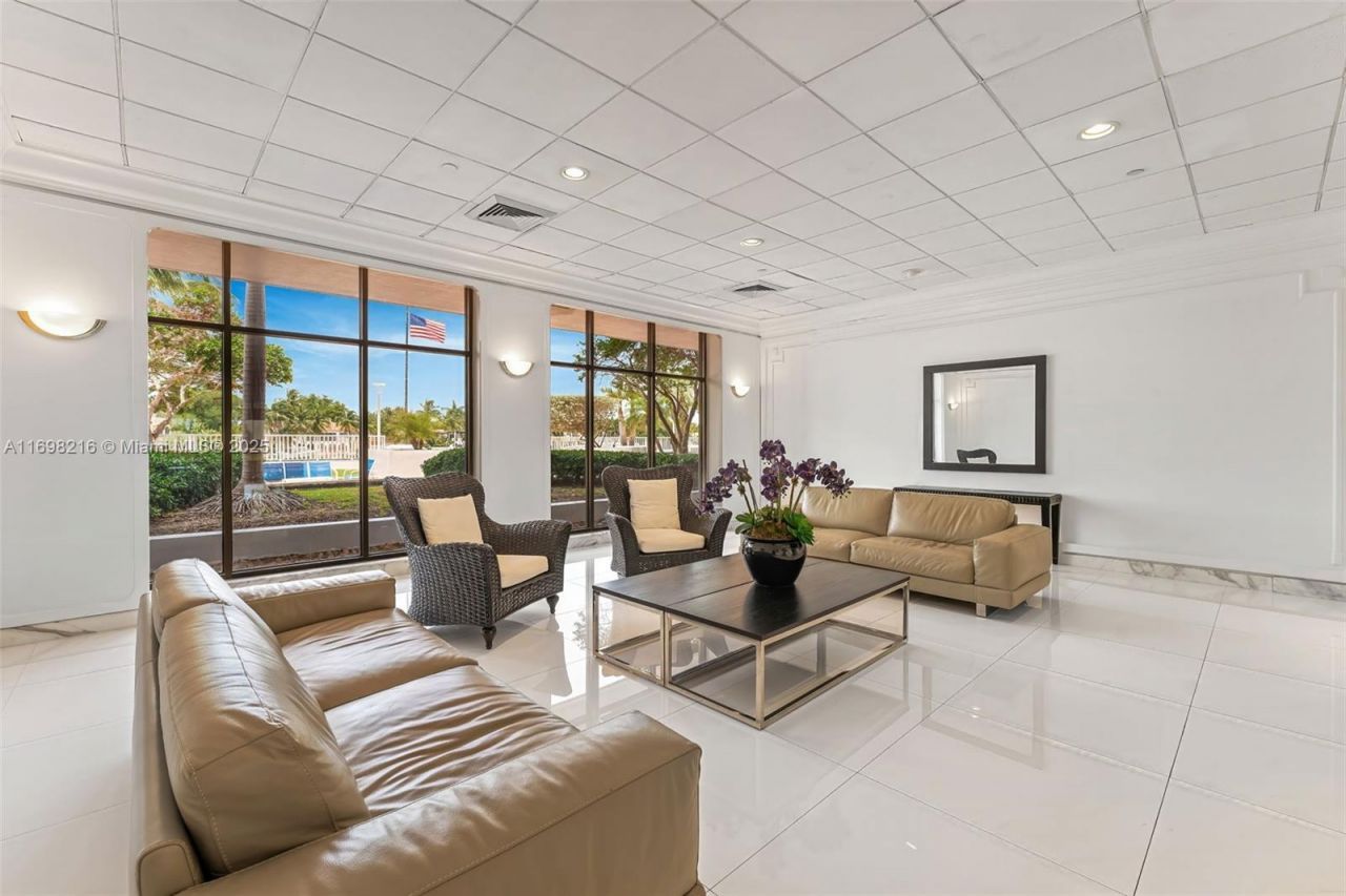 5700 Collins Ave, Unit 5B, Miami Beach, FL 33140 Photo