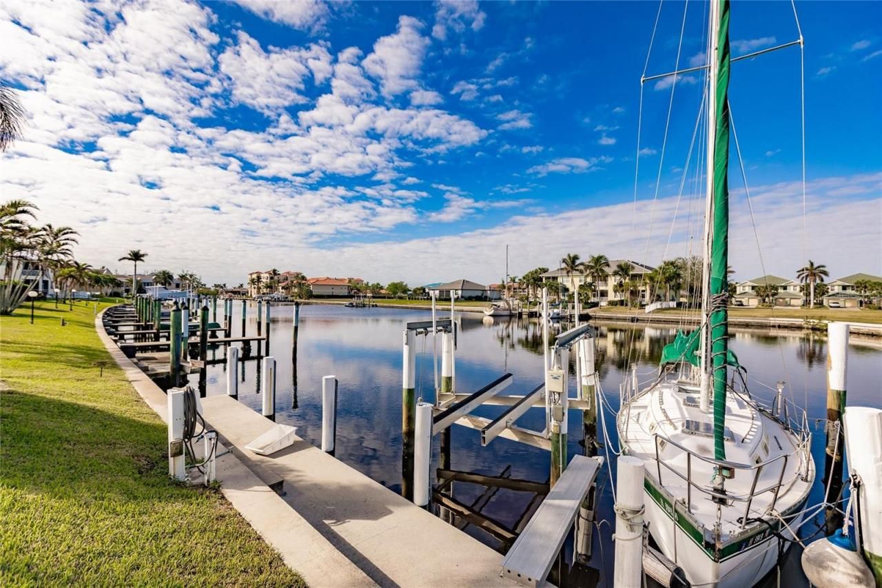 1349 Aqui Esta Drive, Unit 125, Punta Gorda, FL 33950 Photo