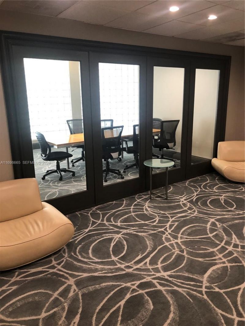 770 Claughton Island Dr, Unit 1504, Miami, FL 33131 Photo