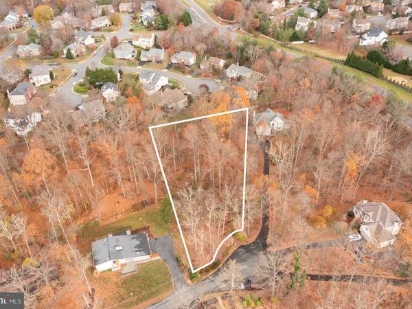 LAKE DRIVE, STERLING, VA 20164