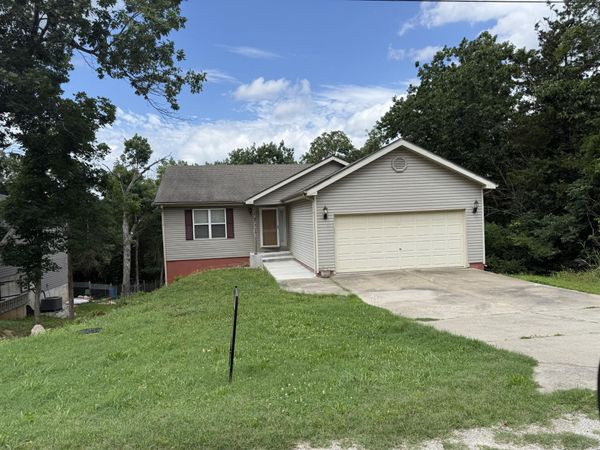 5058 Greenwood Drive, Merriam Woods, MO 65740