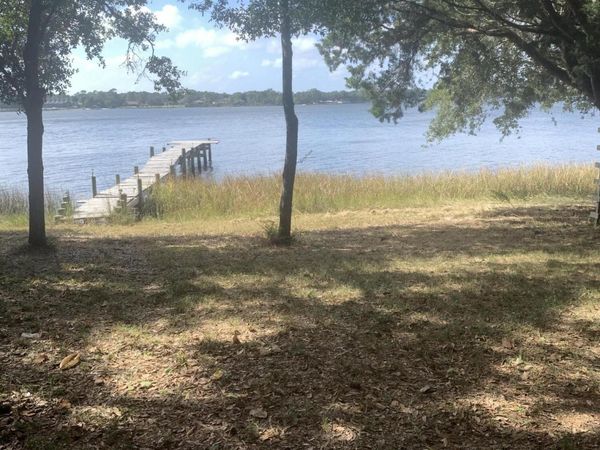 3151 Rodebush Lane, Navarre, FL 32566