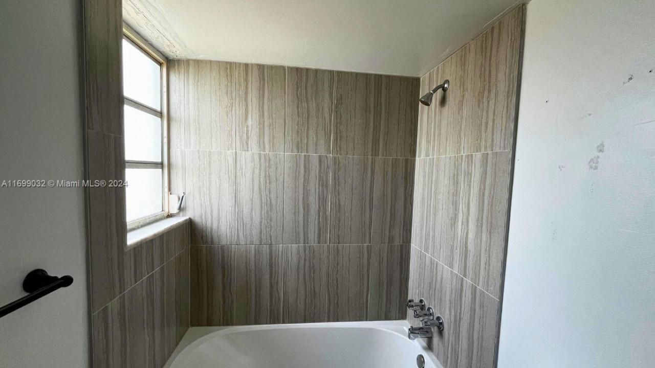 1811 Jefferson St, Unit 705, Hollywood, FL 33020 Photo