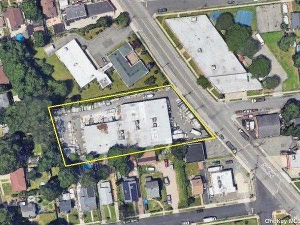 300 Babylon, Roosevelt, NY 11575