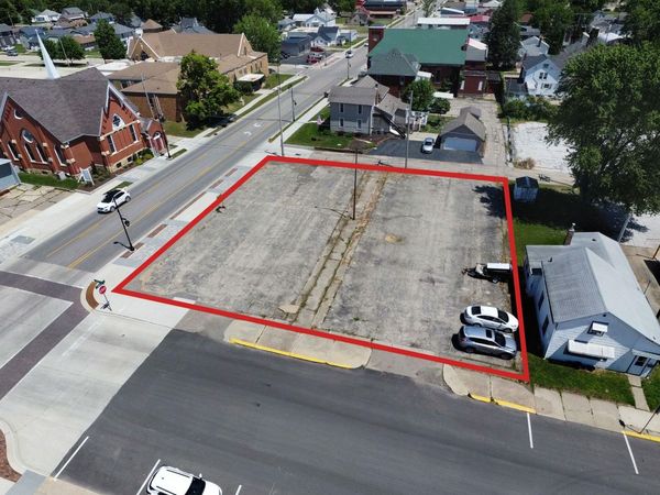 124 E Platt Street, Maquoketa, IA 52060