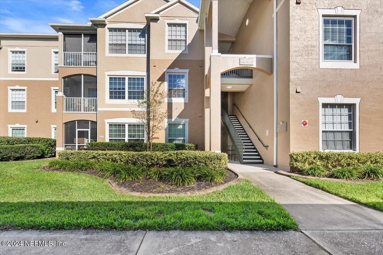 7990 Baymeadows Road E, Unit 805, Jacksonville, FL 32256 Main Photo