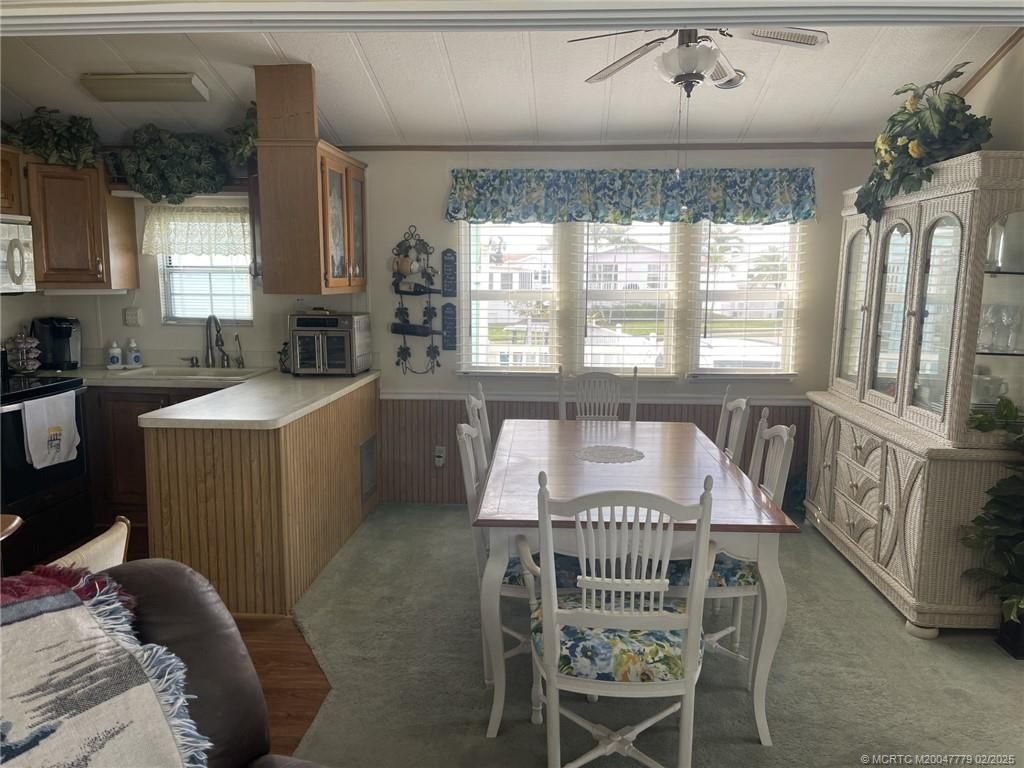 691 Nettles Boulevard, Jensen Beach, FL 34957 Photo