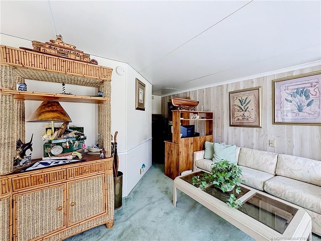 691 Nettles Boulevard, Jensen Beach, FL 34957 Photo