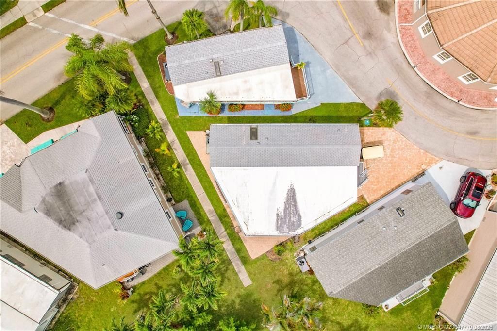 691 Nettles Boulevard, Jensen Beach, FL 34957 Photo