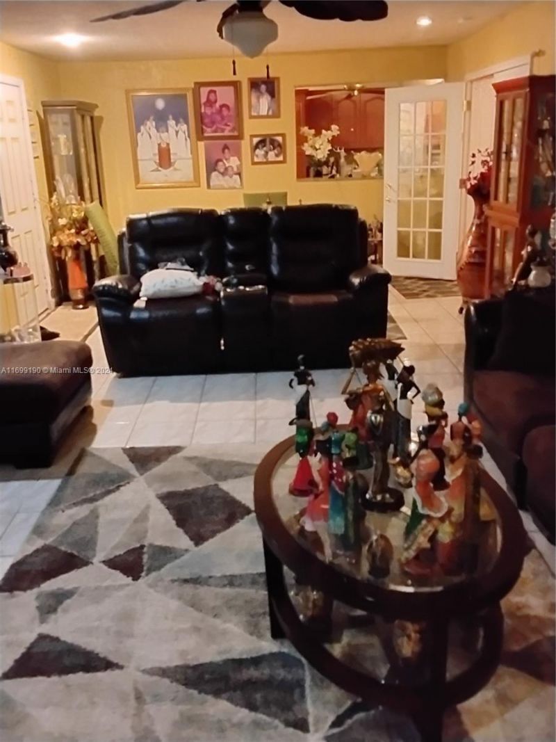 20620 NW 34th Ave, Miami Gardens, FL 33056 Photo