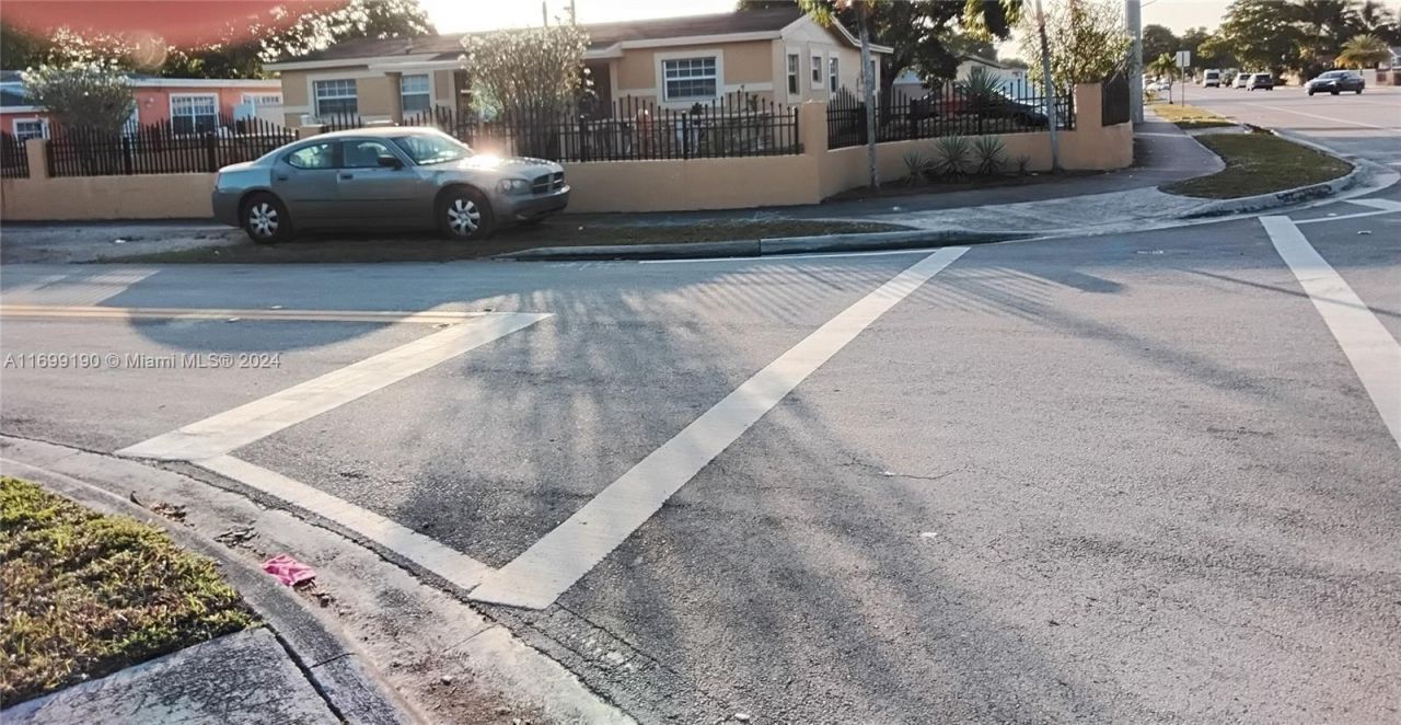 20620 NW 34th Ave, Miami Gardens, FL 33056 Photo