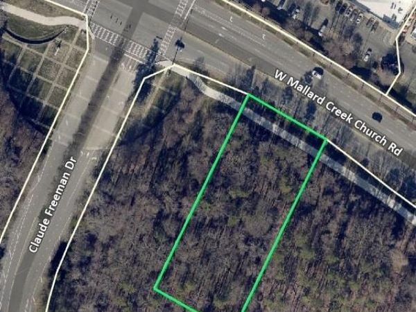 2107 W Mallard Creek Church Road, Charlotte, NC 28262