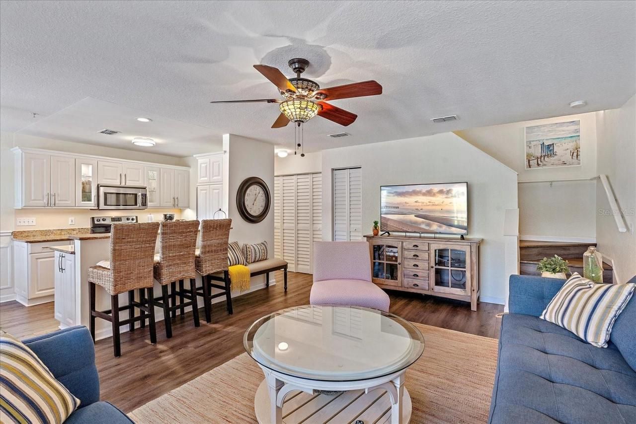 850 S Tamiami Trail, Unit 725, Sarasota, FL 34236 Photo