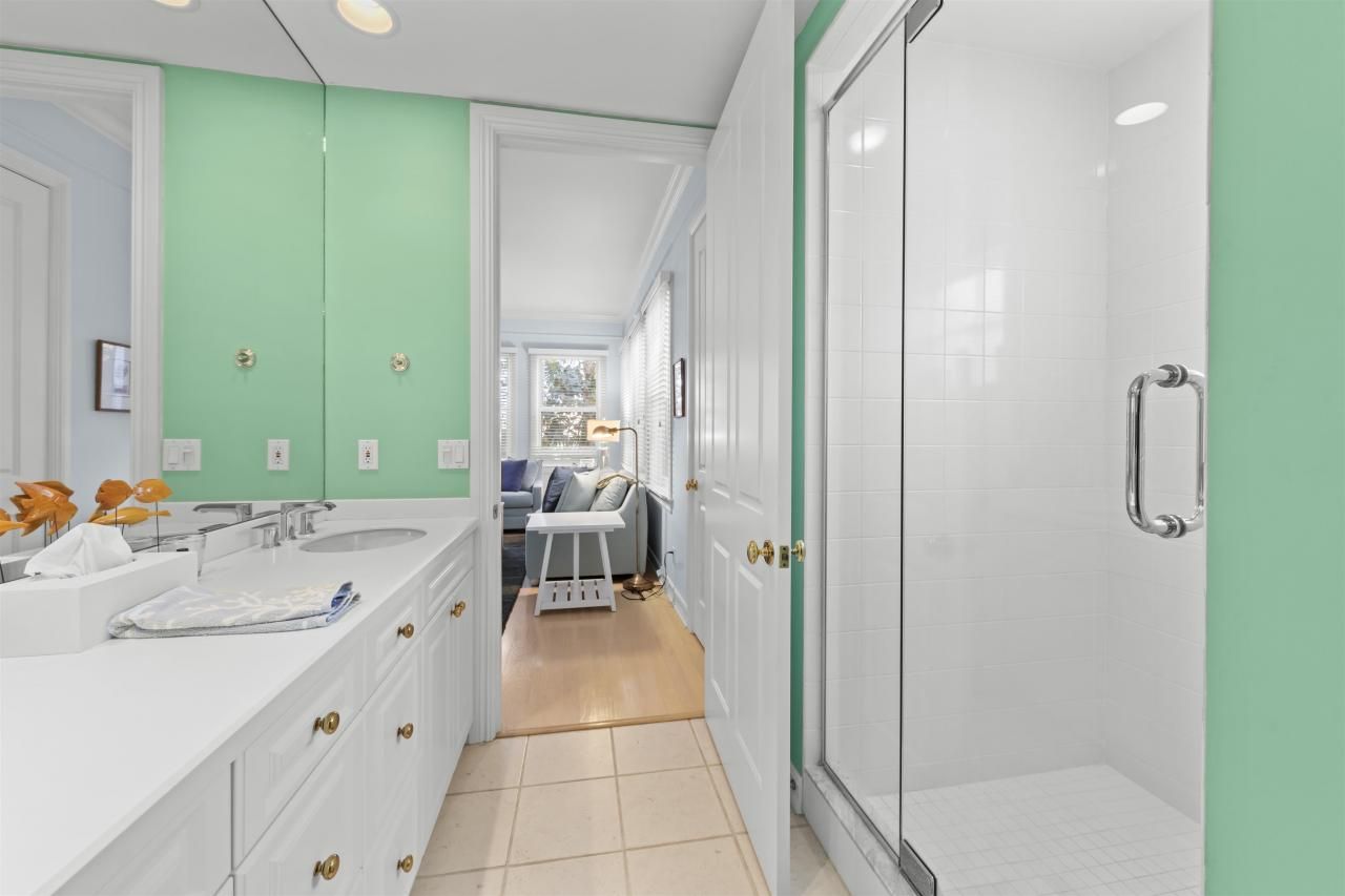 5681 Baltusrol Ct, Unit 2B, Sanibel, FL 33957 Photo