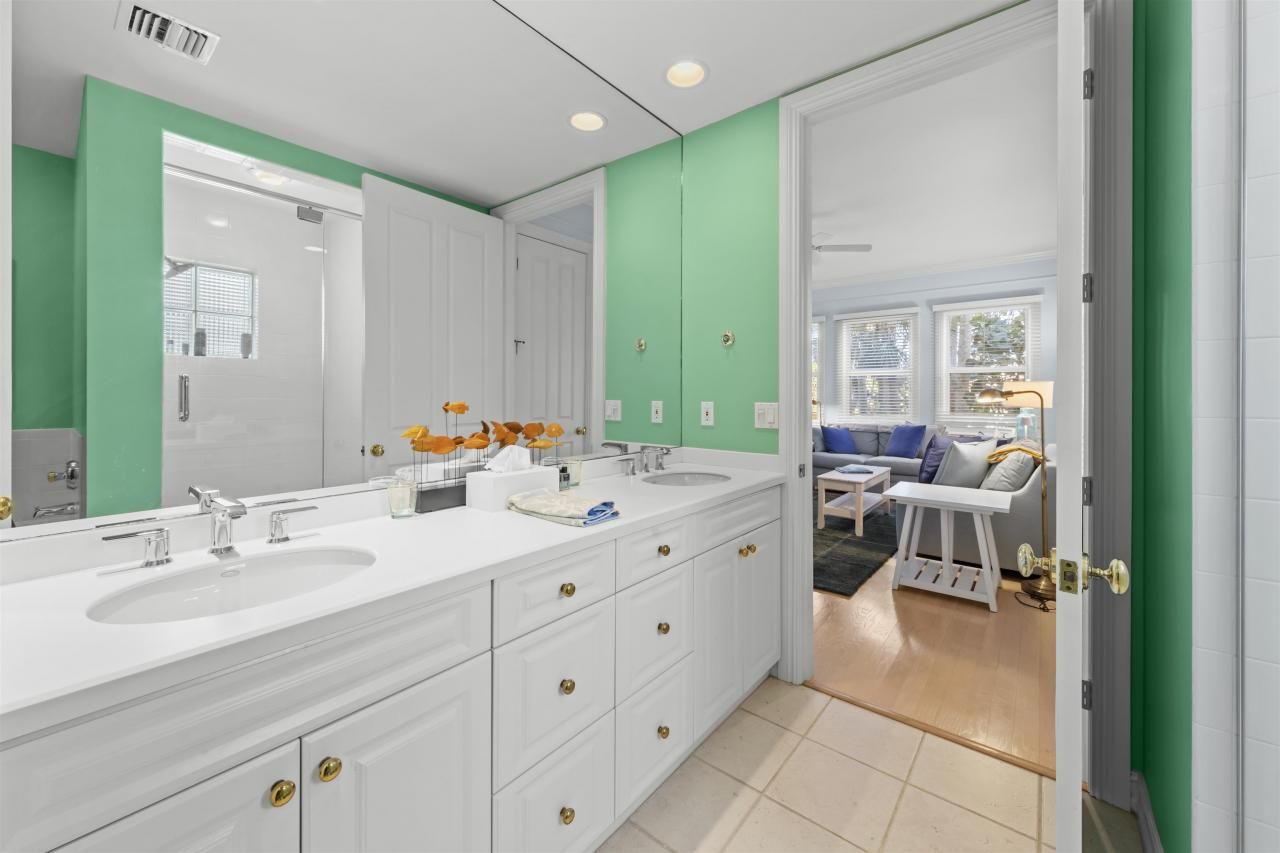 5681 Baltusrol Ct, Unit 2B, Sanibel, FL 33957 Photo