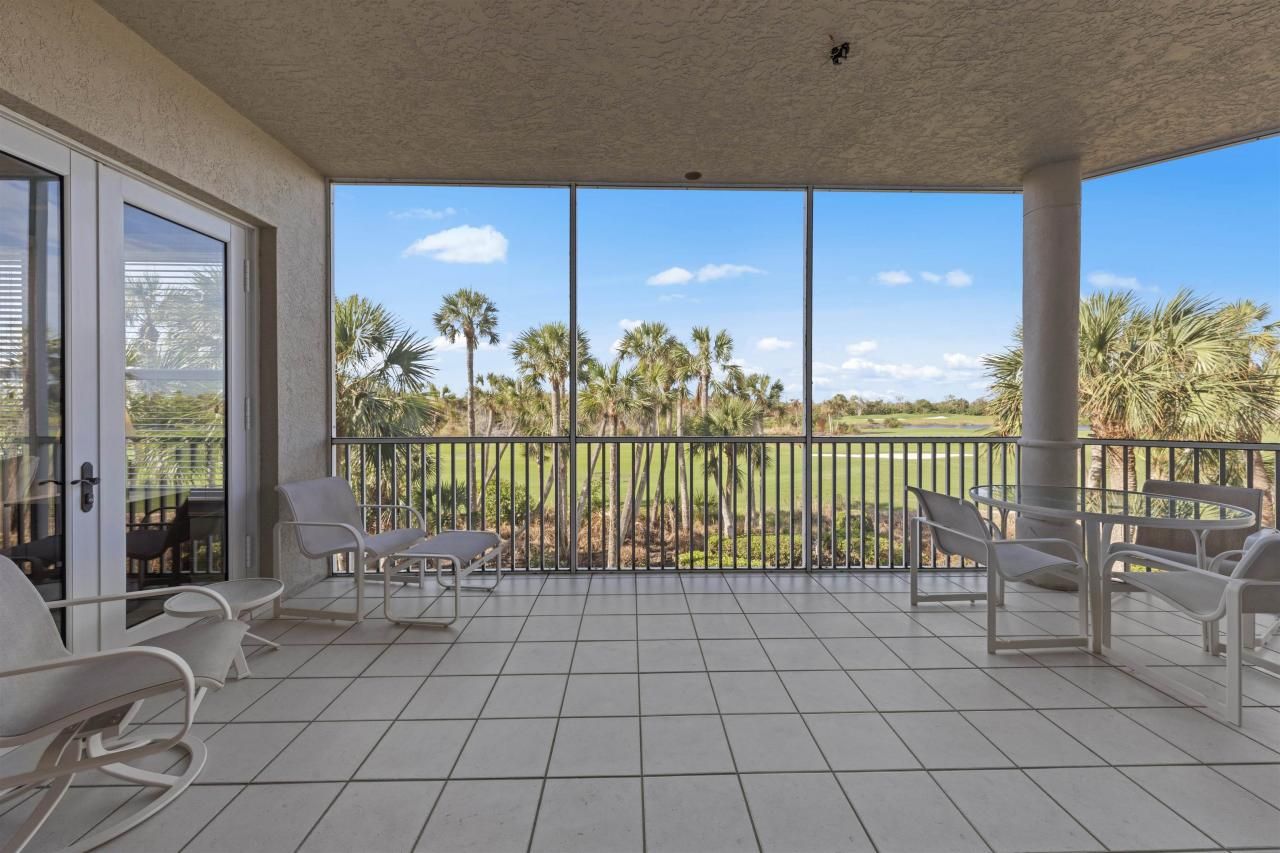 5681 Baltusrol Ct, Unit 2B, Sanibel, FL 33957 Photo