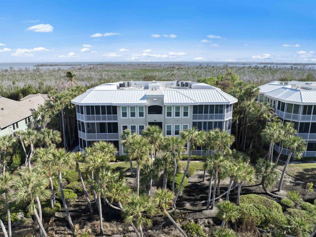 5681 Baltusrol Ct, Unit 2B, Sanibel, FL 33957 Photo