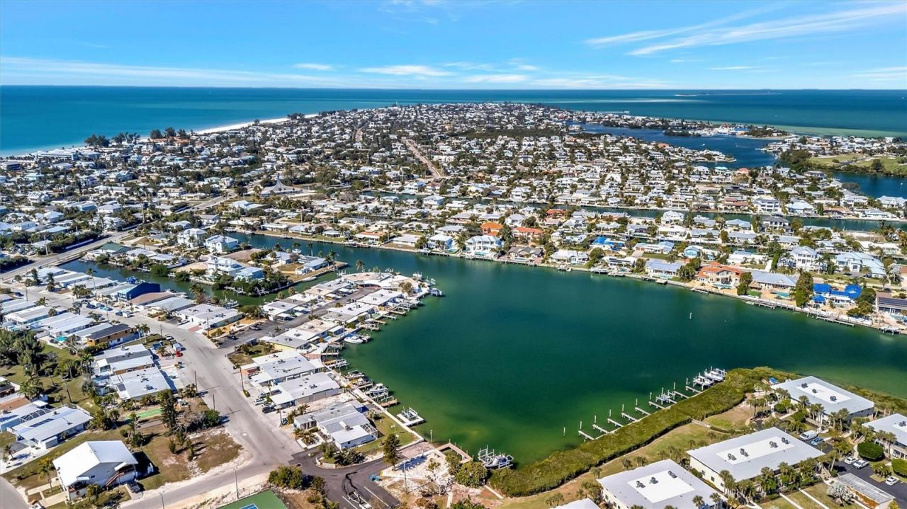 23 Seaside Court, Holmes Beach, FL 34217 Photo