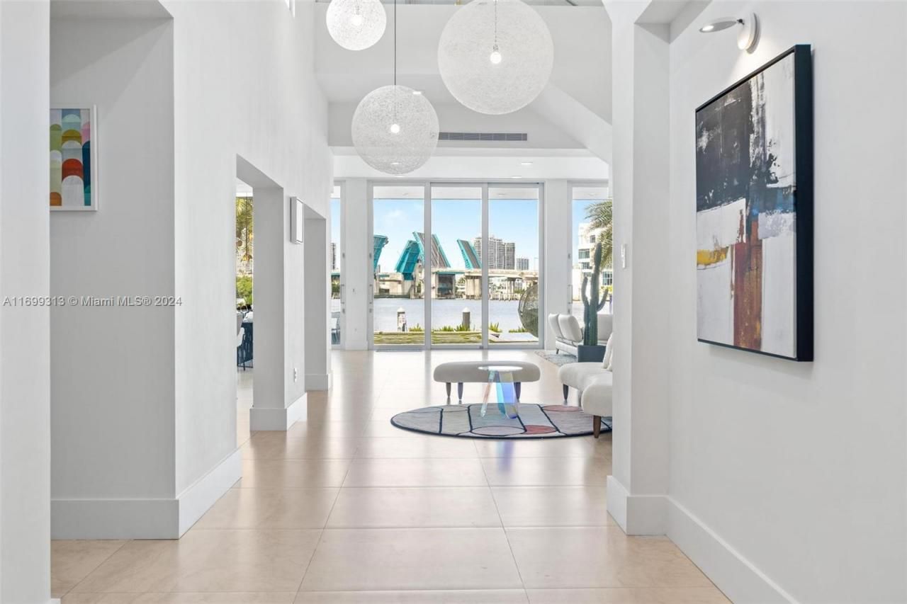 323 Atlantic Ave, Unit Na, Sunny Isles Beach, FL 33160 Photo