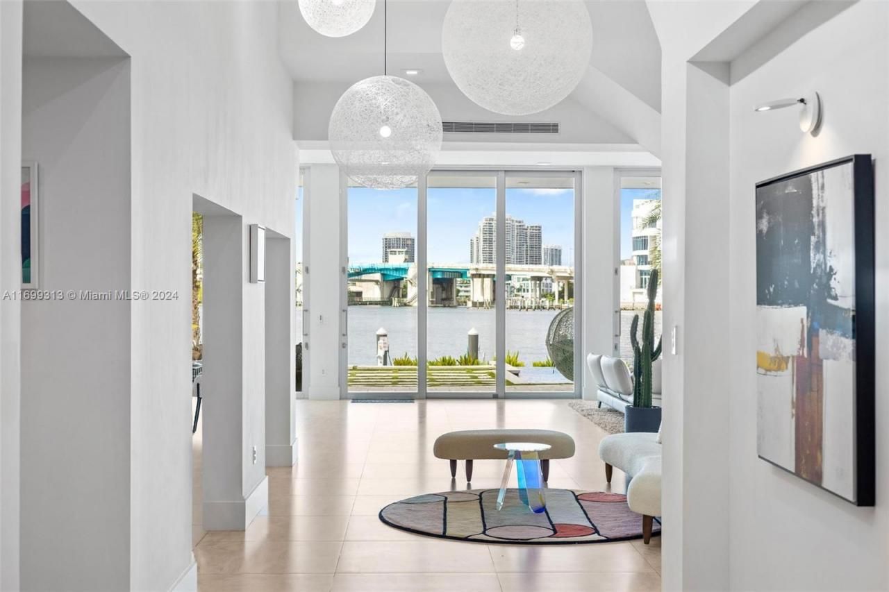 323 Atlantic Ave, Unit Na, Sunny Isles Beach, FL 33160 Photo