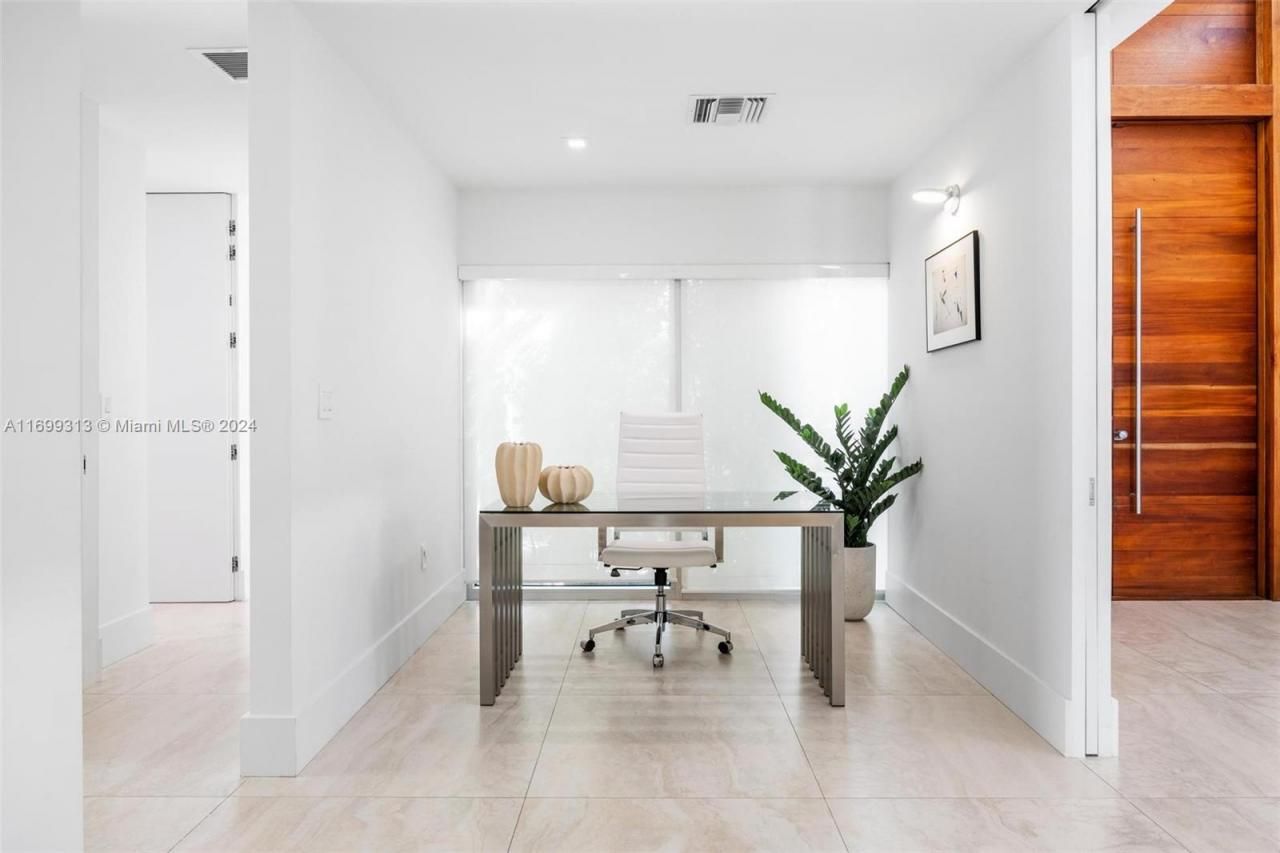 323 Atlantic Ave, Unit Na, Sunny Isles Beach, FL 33160 Photo