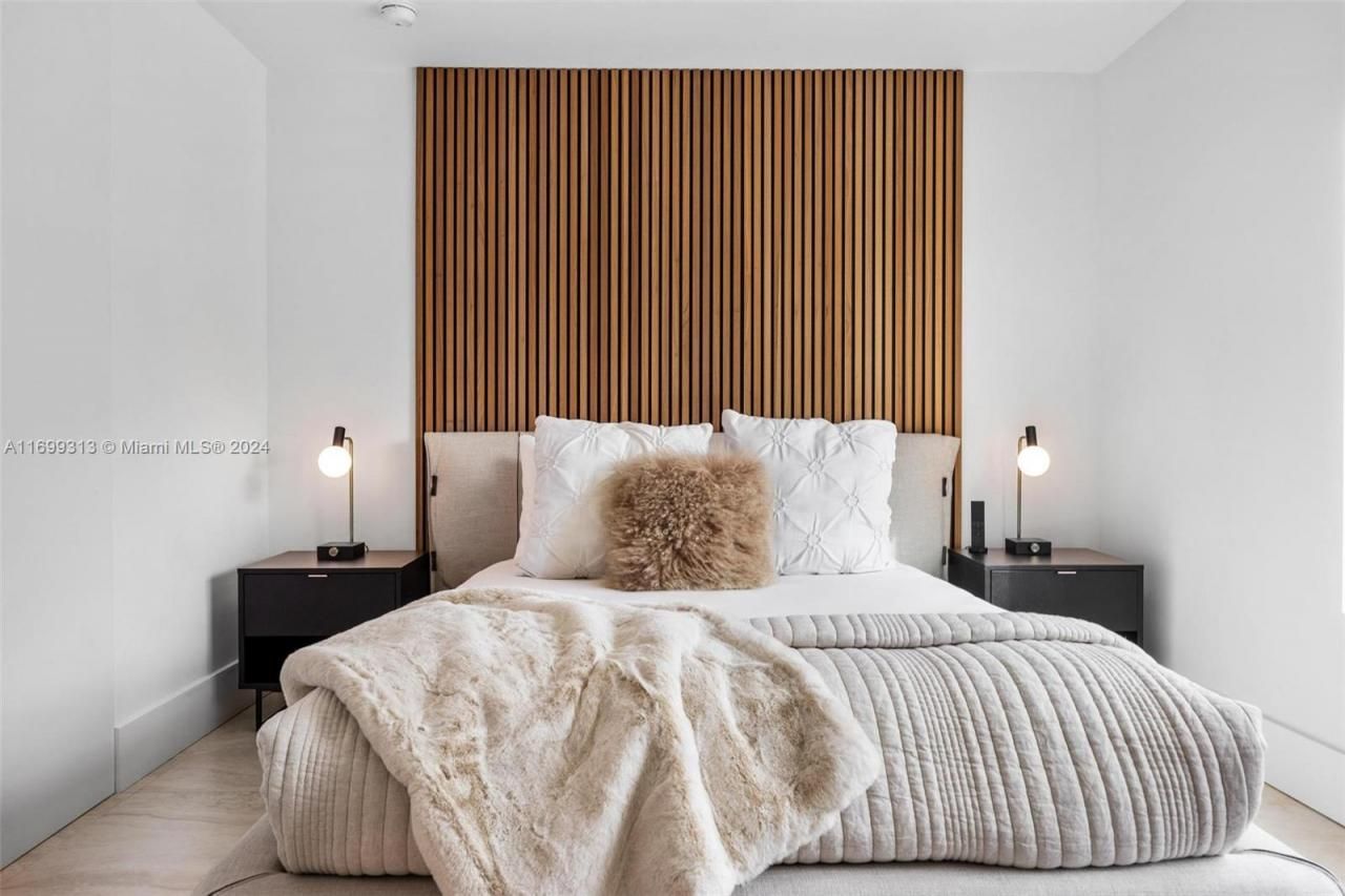 323 Atlantic Ave, Unit Na, Sunny Isles Beach, FL 33160 Photo