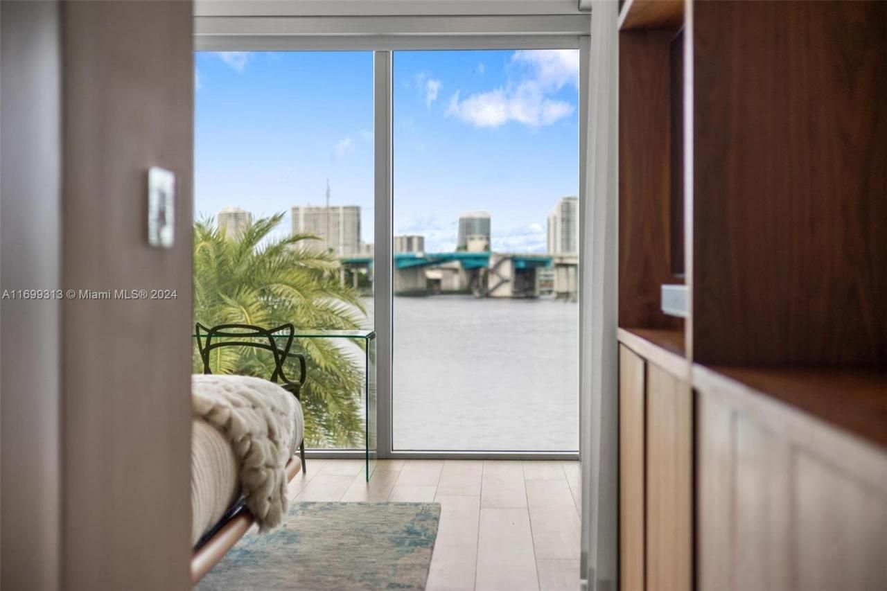 323 Atlantic Ave, Unit Na, Sunny Isles Beach, FL 33160 Photo