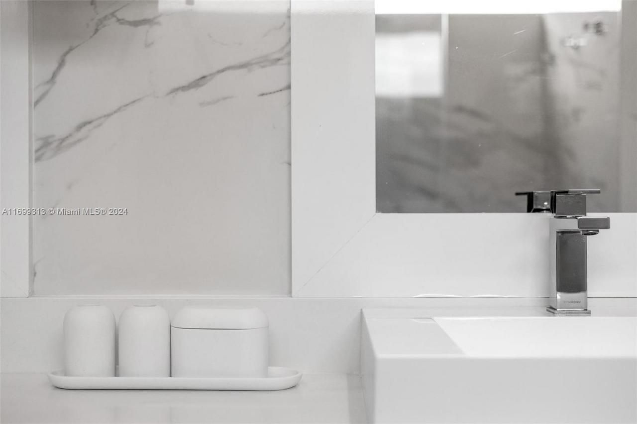 323 Atlantic Ave, Unit Na, Sunny Isles Beach, FL 33160 Photo