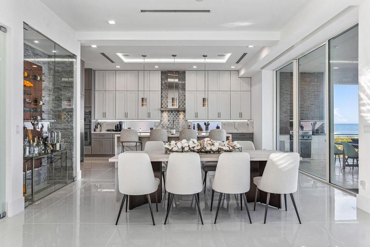 4422 N Highway A1a, Hutchinson Island, FL 34949 Photo