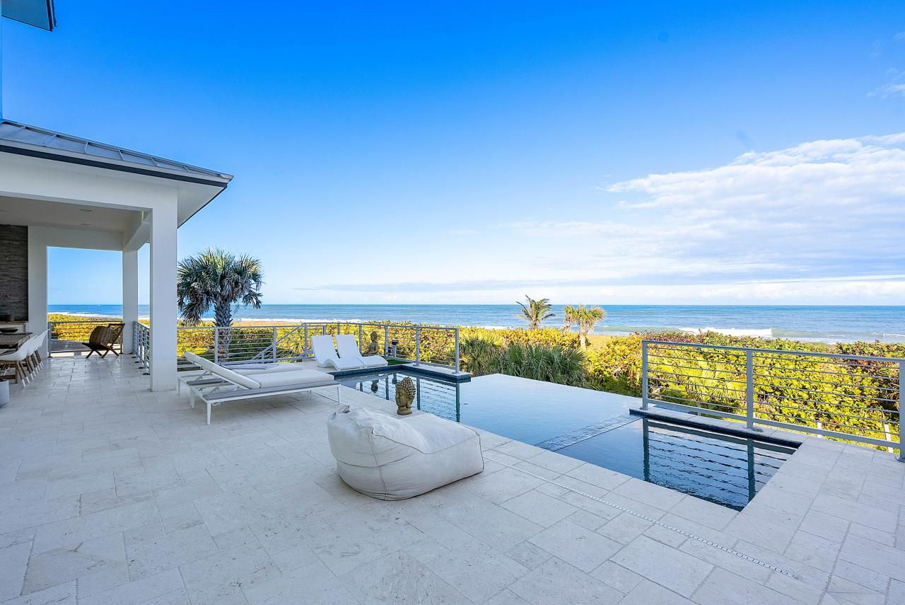 4422 N Highway A1a, Hutchinson Island, FL 34949 Photo