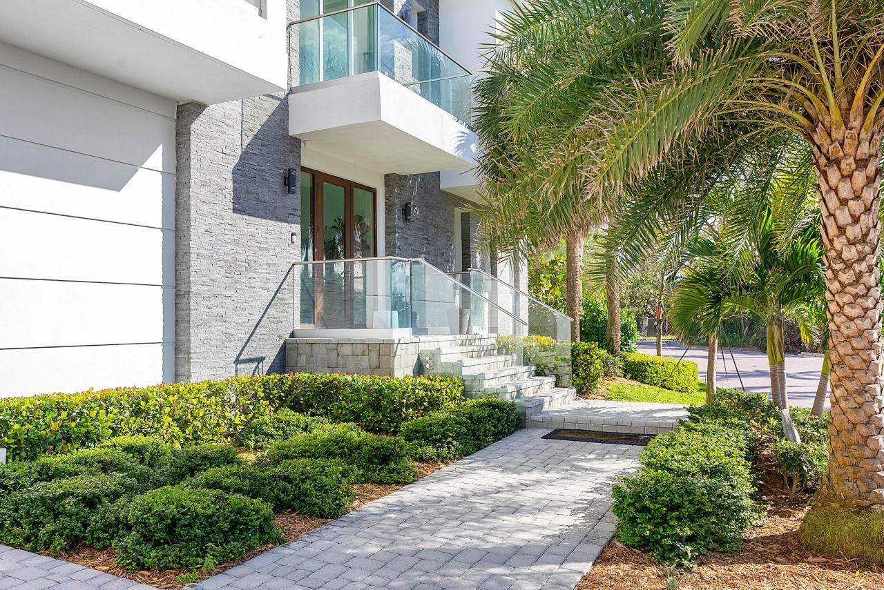 4422 N Highway A1a, Hutchinson Island, FL 34949 Photo