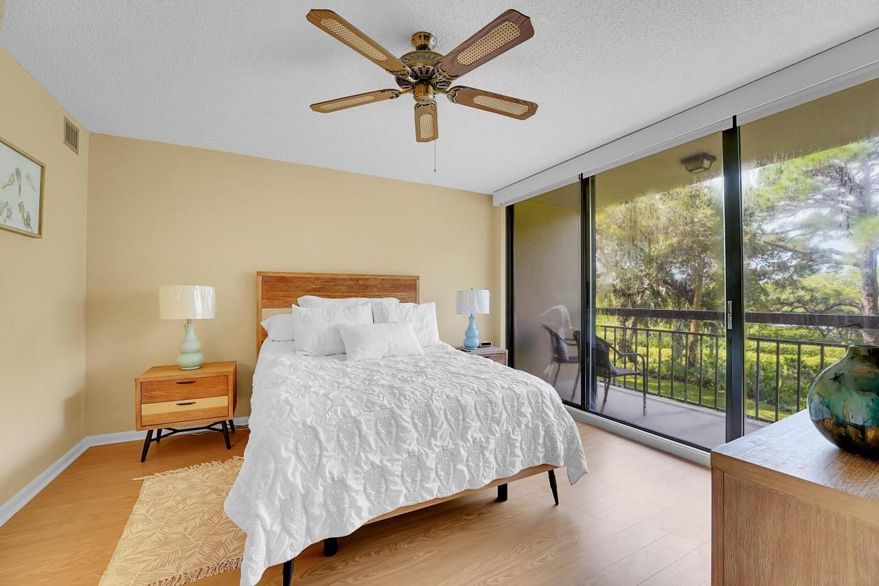 2001 Marina Isle 203 Way, Unit 203, Jupiter, FL 33477 Photo