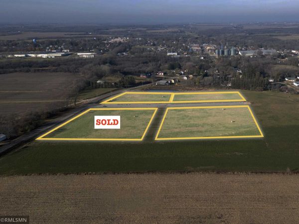 550 Engel Drive, Kenyon, MN 55946