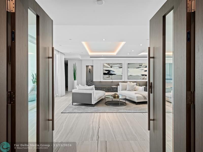 101 S Fort Lauderdale Beach Boulevard, Unit 2905, Fort Lauderdale, FL 33316 Photo