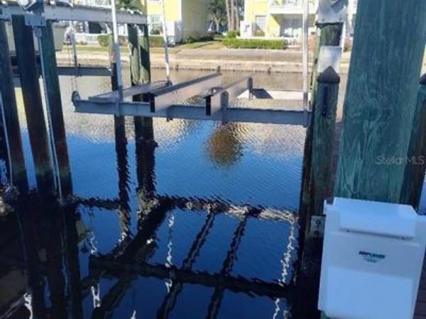 127ss COQUINA KEY DR SE DRIVE, ST PETERSBURG, FL 33705