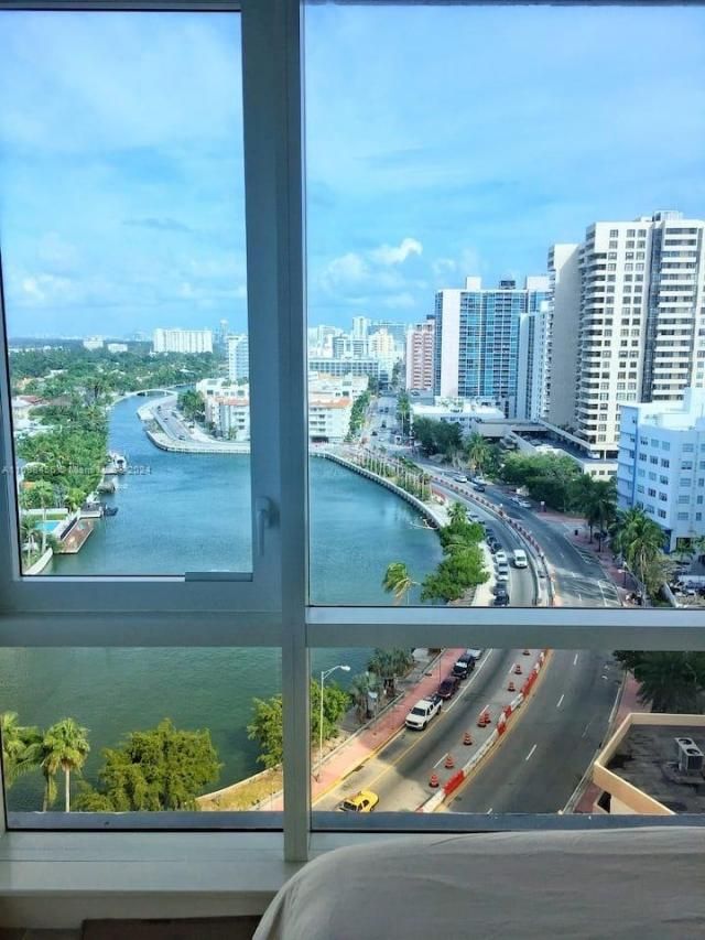 102 24th St, Unit 1421, Miami Beach, FL 33139 Photo