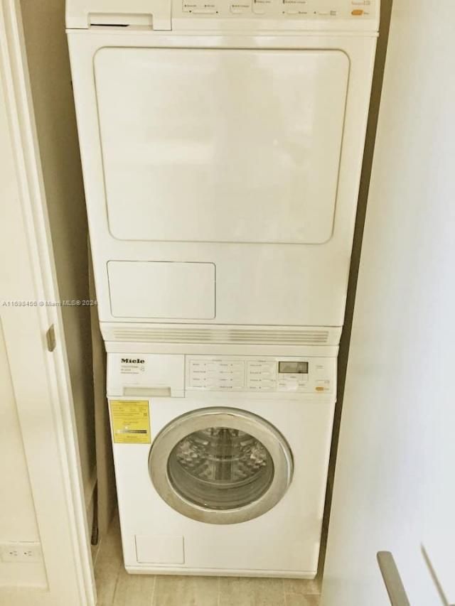 102 24th St, Unit 1421, Miami Beach, FL 33139 Photo