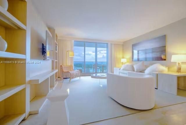 102 24th St, Unit 1021, Miami Beach, FL 33139 Photo