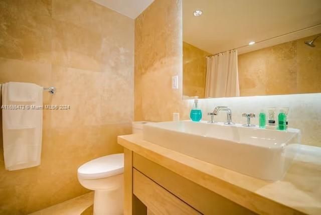 102 24th St, Unit 1021, Miami Beach, FL 33139 Photo