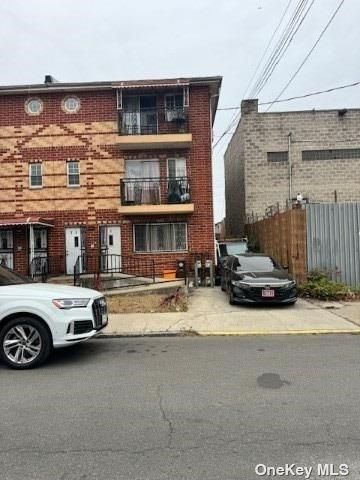 731 E 95th Street, Canarsie, NY 11236 Main Photo
