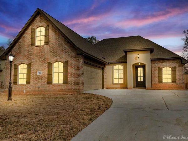 524 Dogwood South Lane, Haughton, LA 71037