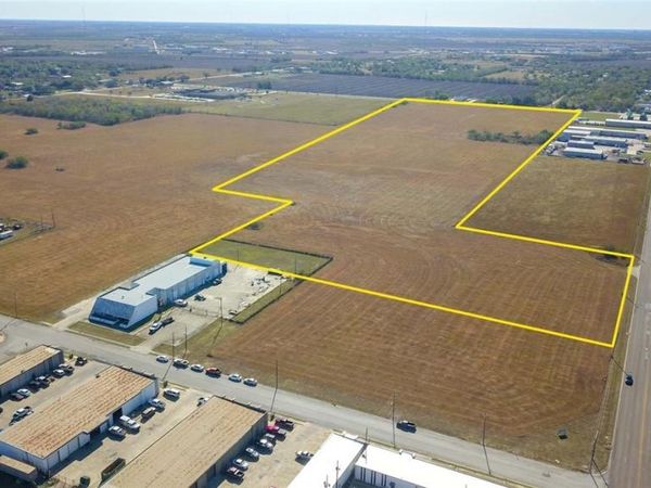 00 & 3804 E Delmar Dr & Lone Tree Street, Victoria, TX 77901