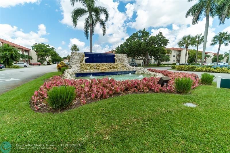 9611 N Hollybrook Lake Drive, Unit 107, Pembroke Pines, FL 33025 Photo