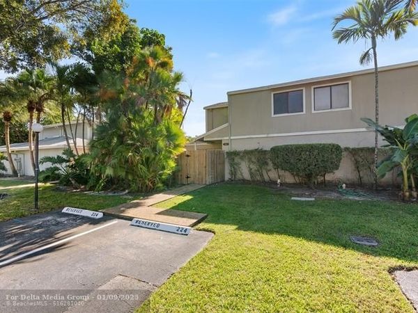 722 NW 132nd Terrace, Unit 722, Plantation, FL 33325