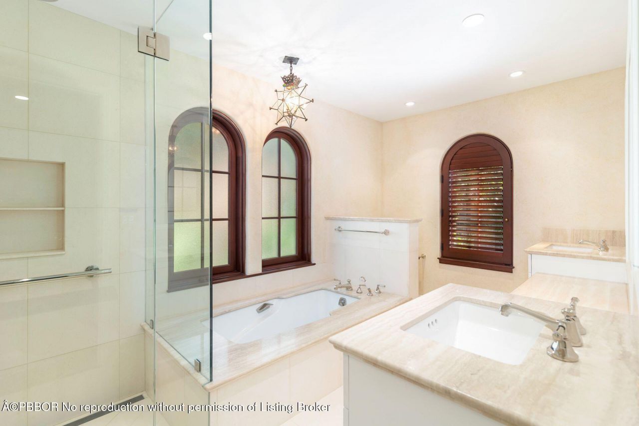424 Brazilian Avenue, Palm Beach, FL 33480 Photo