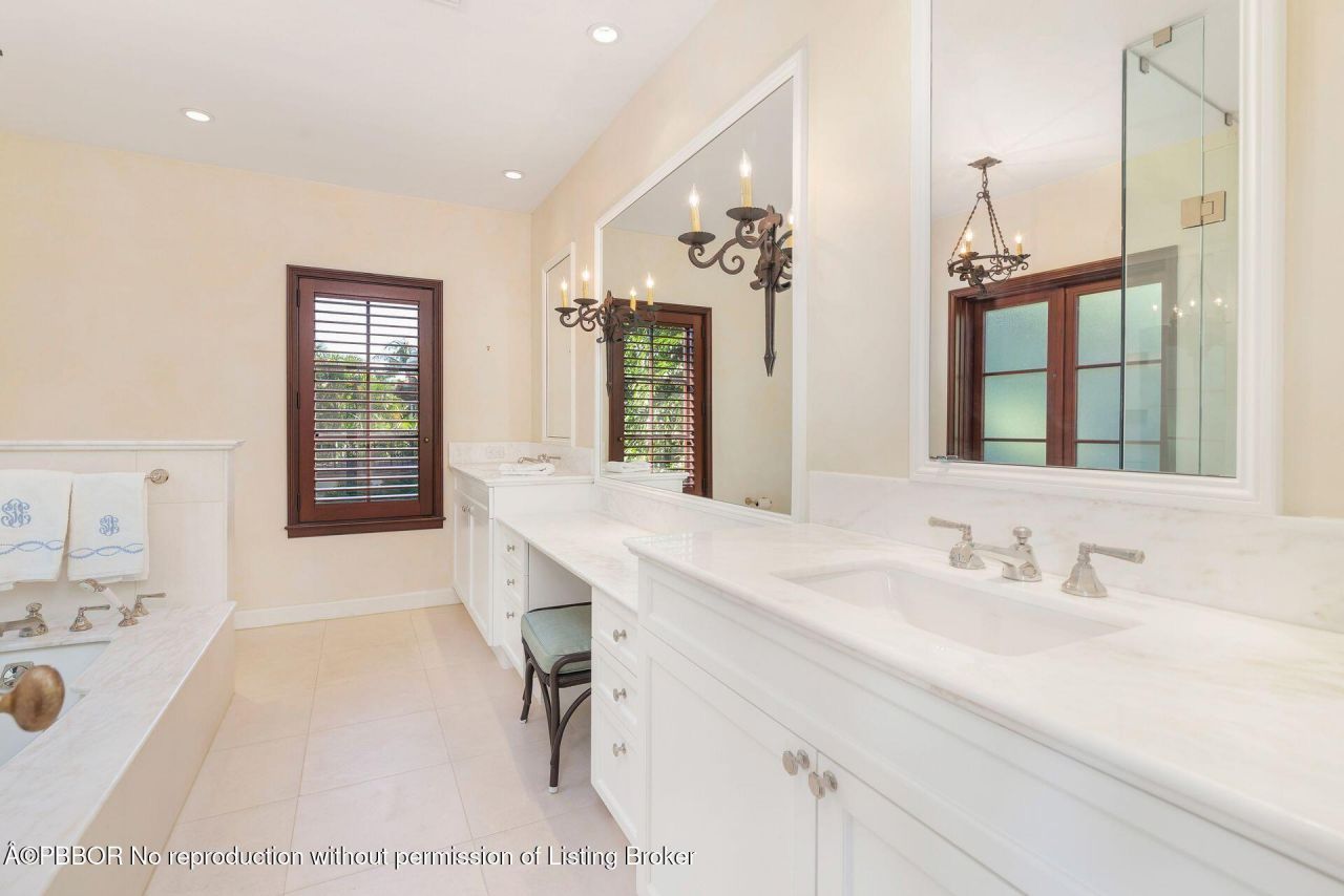 424 Brazilian Avenue, Palm Beach, FL 33480 Photo