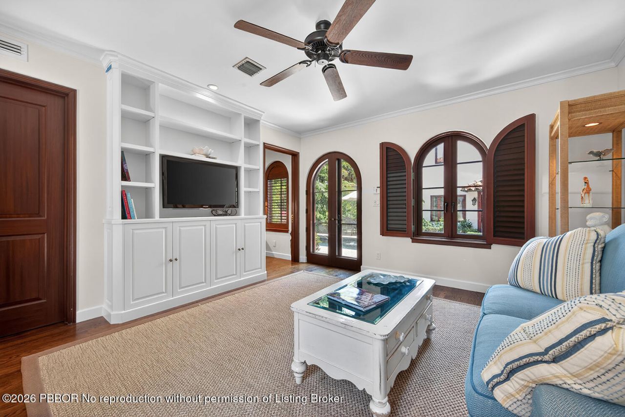 424 Brazilian Avenue, Palm Beach, FL 33480 Photo