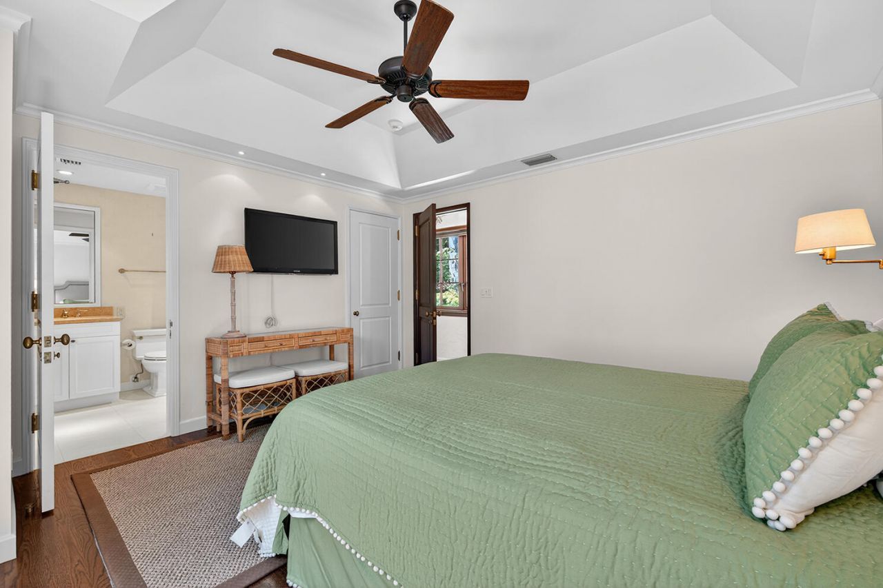 424 Brazilian Avenue, Palm Beach, FL 33480 Photo