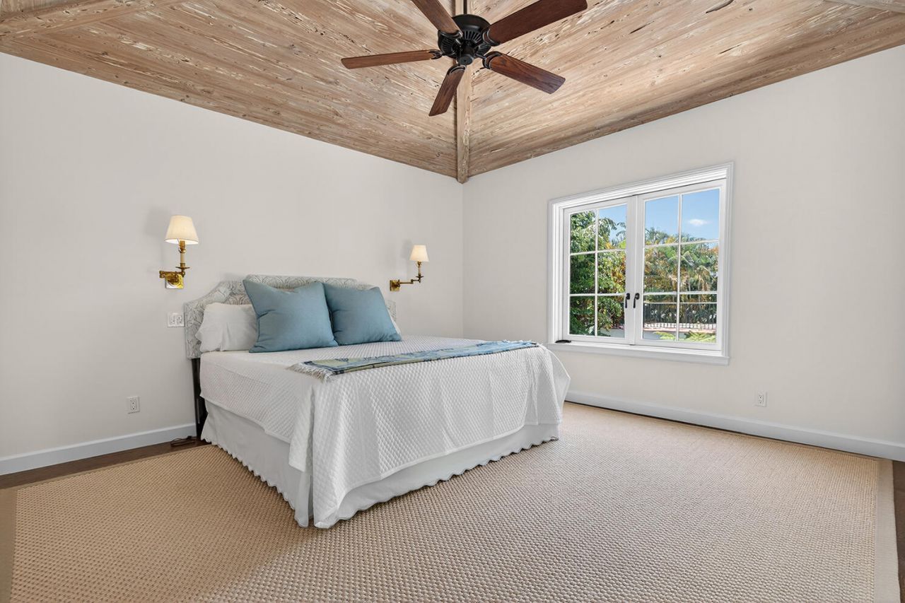 424 Brazilian Avenue, Palm Beach, FL 33480 Photo